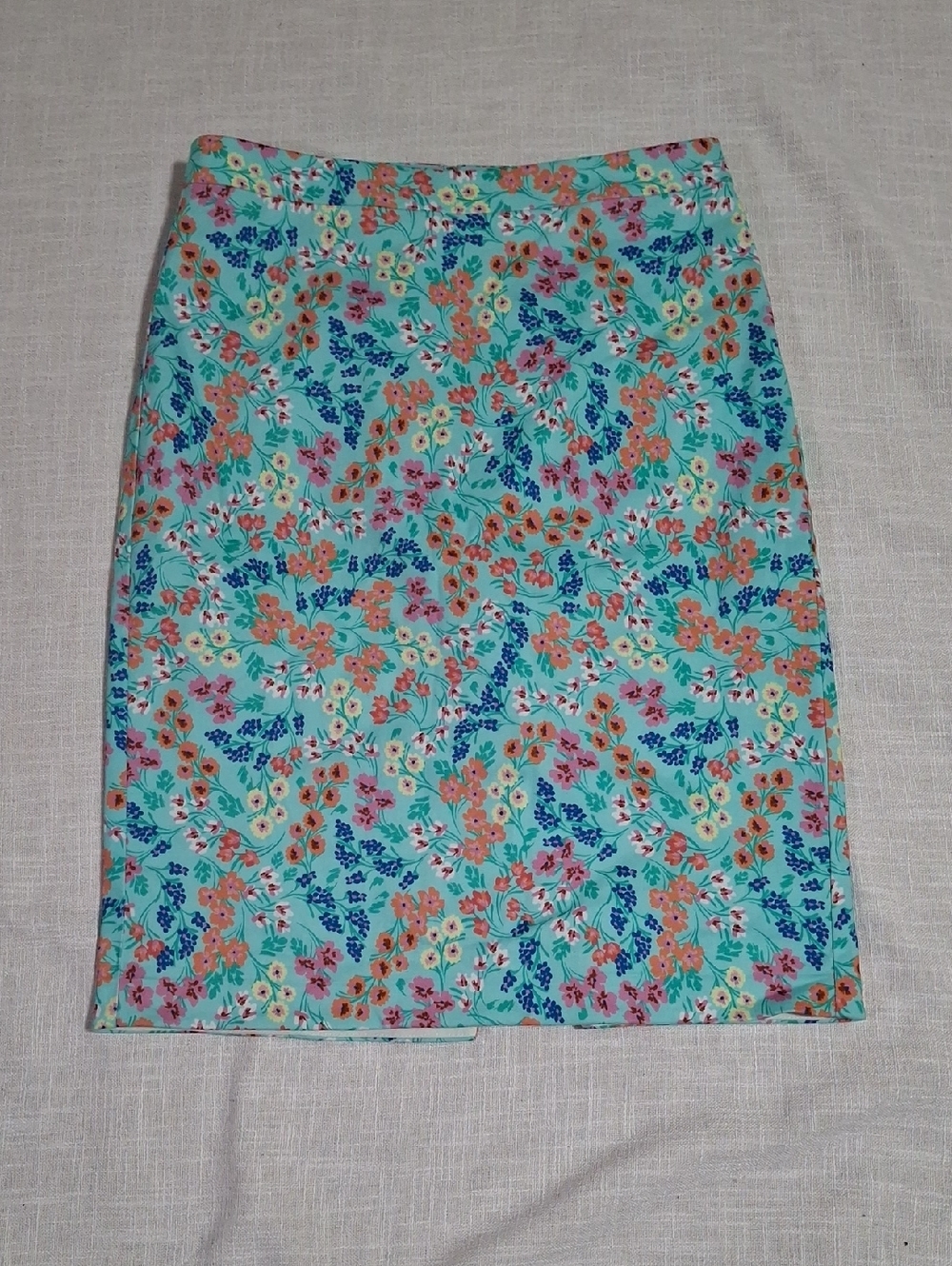 J. Crew Aqua Floral Pencil Skirt with Coral and Navy Accents Size 2